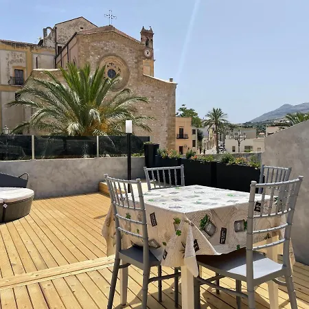 Civico 13 Holiday home Custonaci